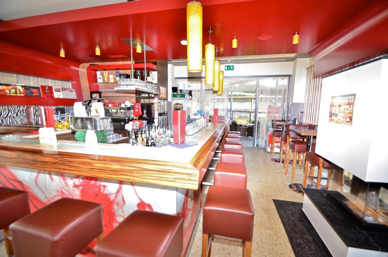 G.H. Knoll "Proellhofer" Cafe Bar Hills Hotel Fladnitz an der Teichalm Exterior foto